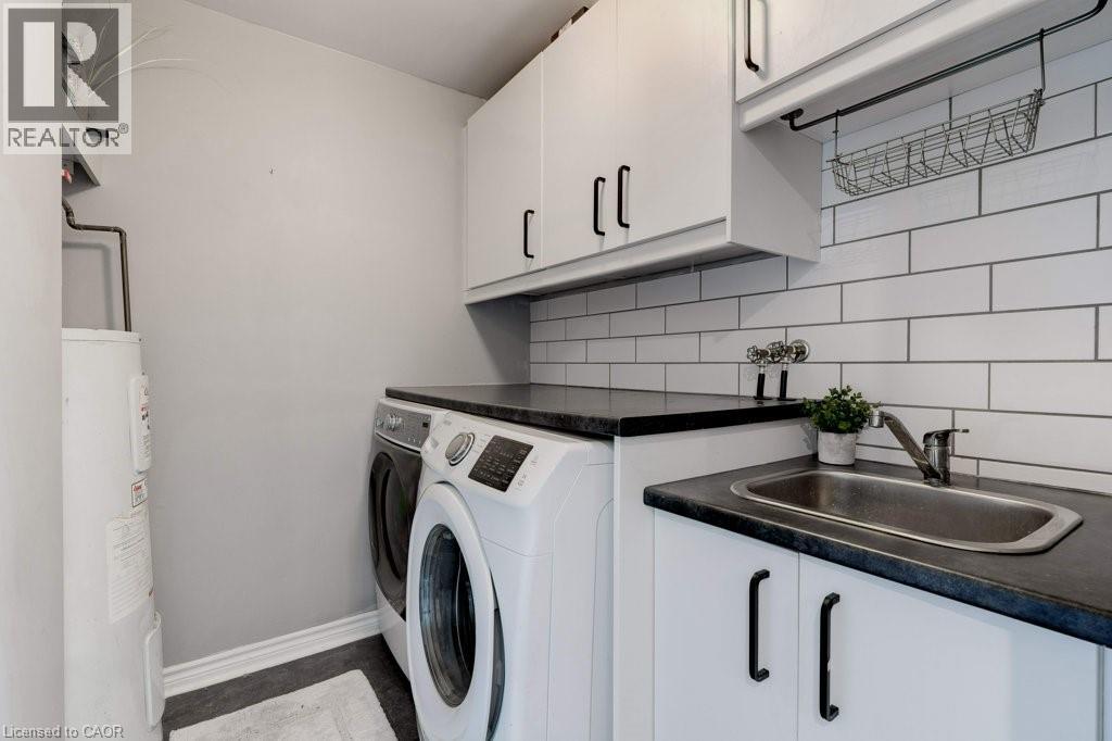 4 Trudy Court, Hamilton, Ontario  L9H 5P7 - Photo 26 - 40781655