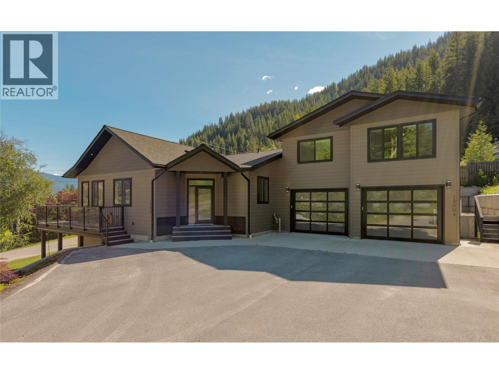 1500 HOLLAND Street, Nelson, British Columbia