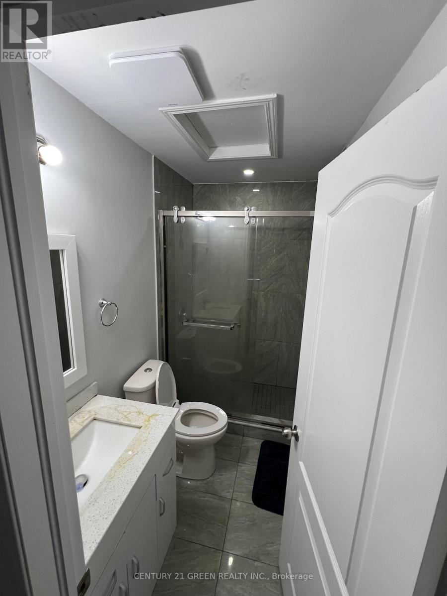 22 Morgandale Road, Brampton, Ontario  L7A 2K1 - Photo 8 - W12547448