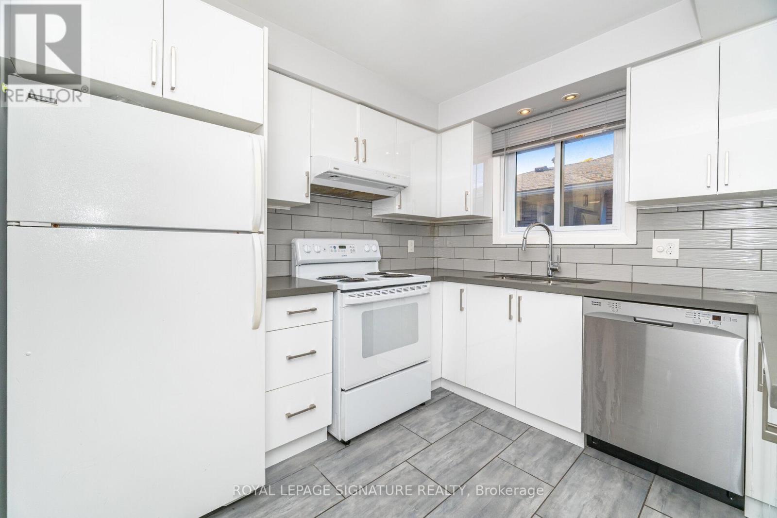 7 Maitland Avenue, Hamilton, Ontario  L9A 3J4 - Photo 13 - X12551976