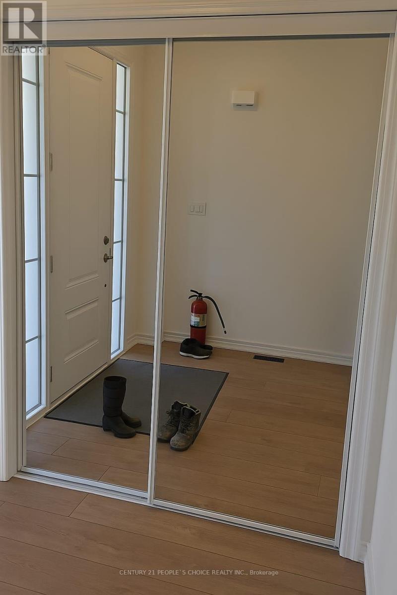 107 Molozzi Street, Erin, Ontario  N0B 1T0 - Photo 7 - X12551996