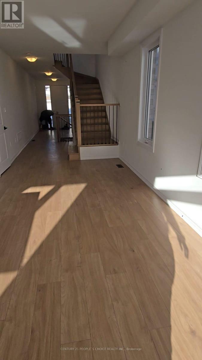 107 Molozzi Street, Erin, Ontario  N0B 1T0 - Photo 8 - X12551996