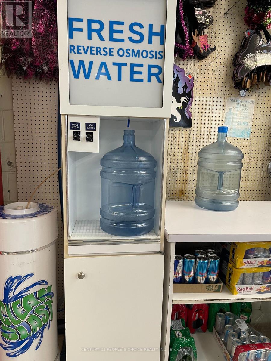 Bigbee Convenience - 4497 Drummond Road, Niagara Falls, Ontario  L2E 6C5 - Photo 13 - X12552028