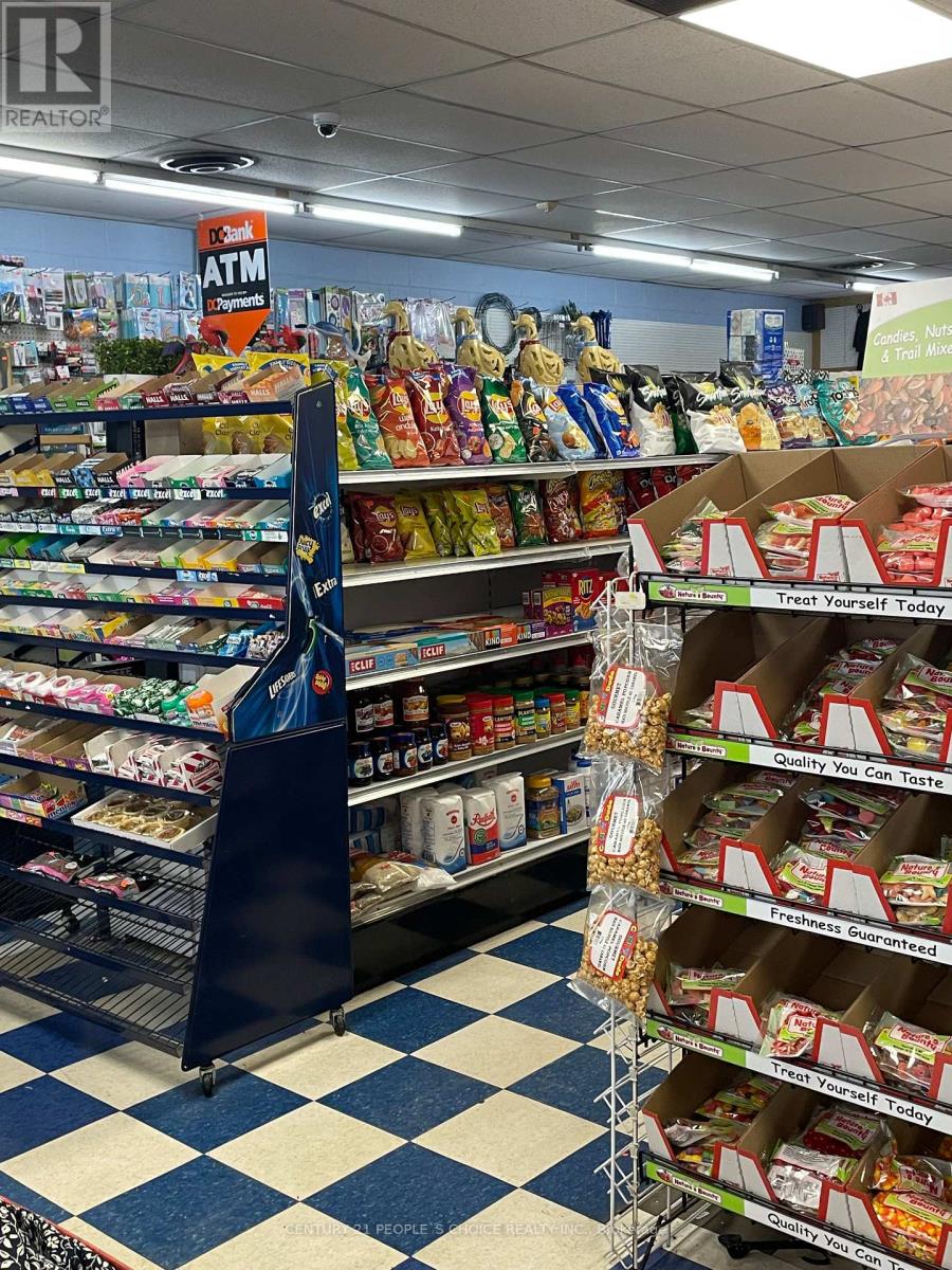 Bigbee Convenience - 4497 Drummond Road, Niagara Falls, Ontario  L2E 6C5 - Photo 5 - X12552028