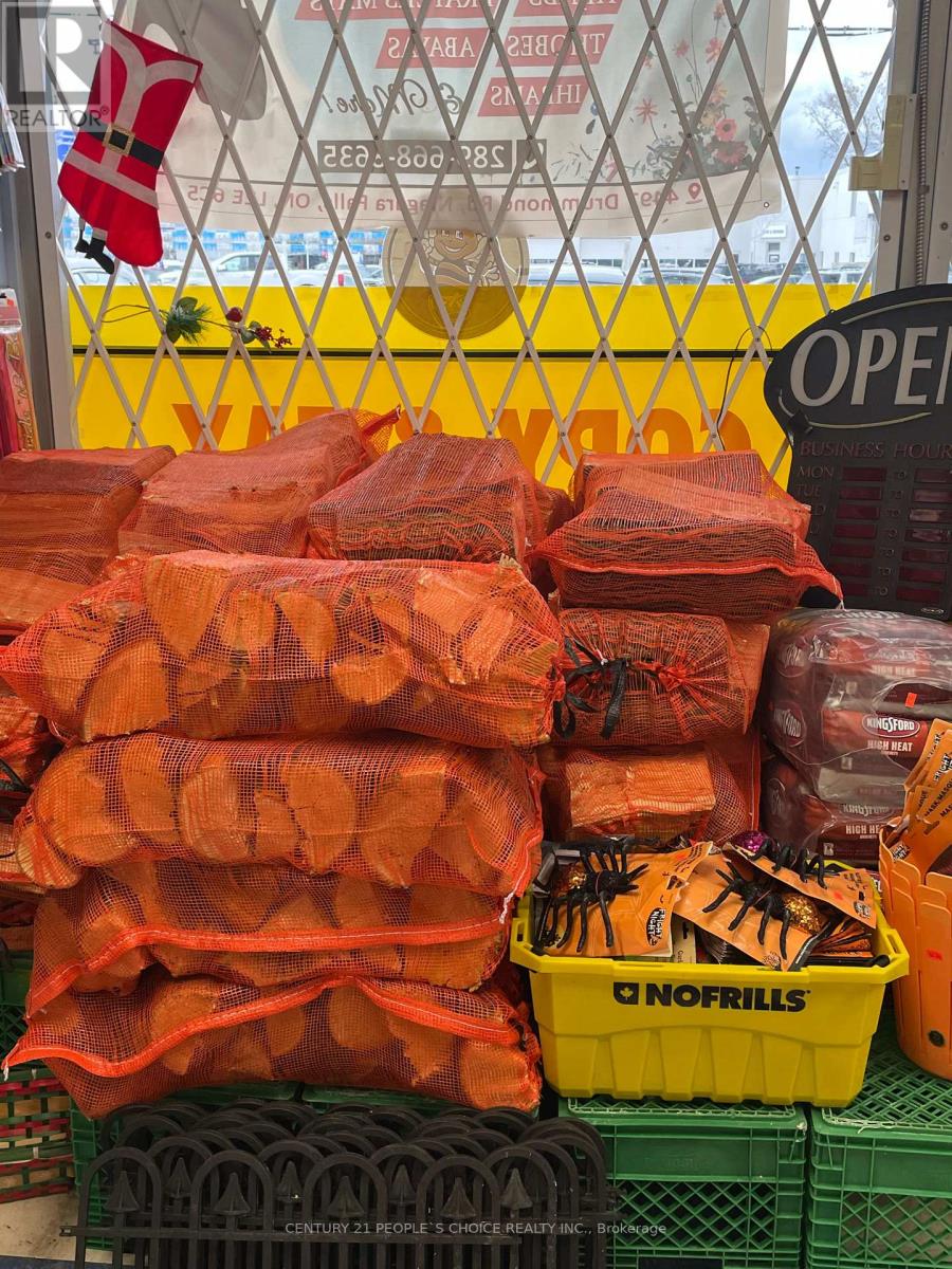 Bigbee Convenience - 4497 Drummond Road, Niagara Falls, Ontario  L2E 6C5 - Photo 6 - X12552028