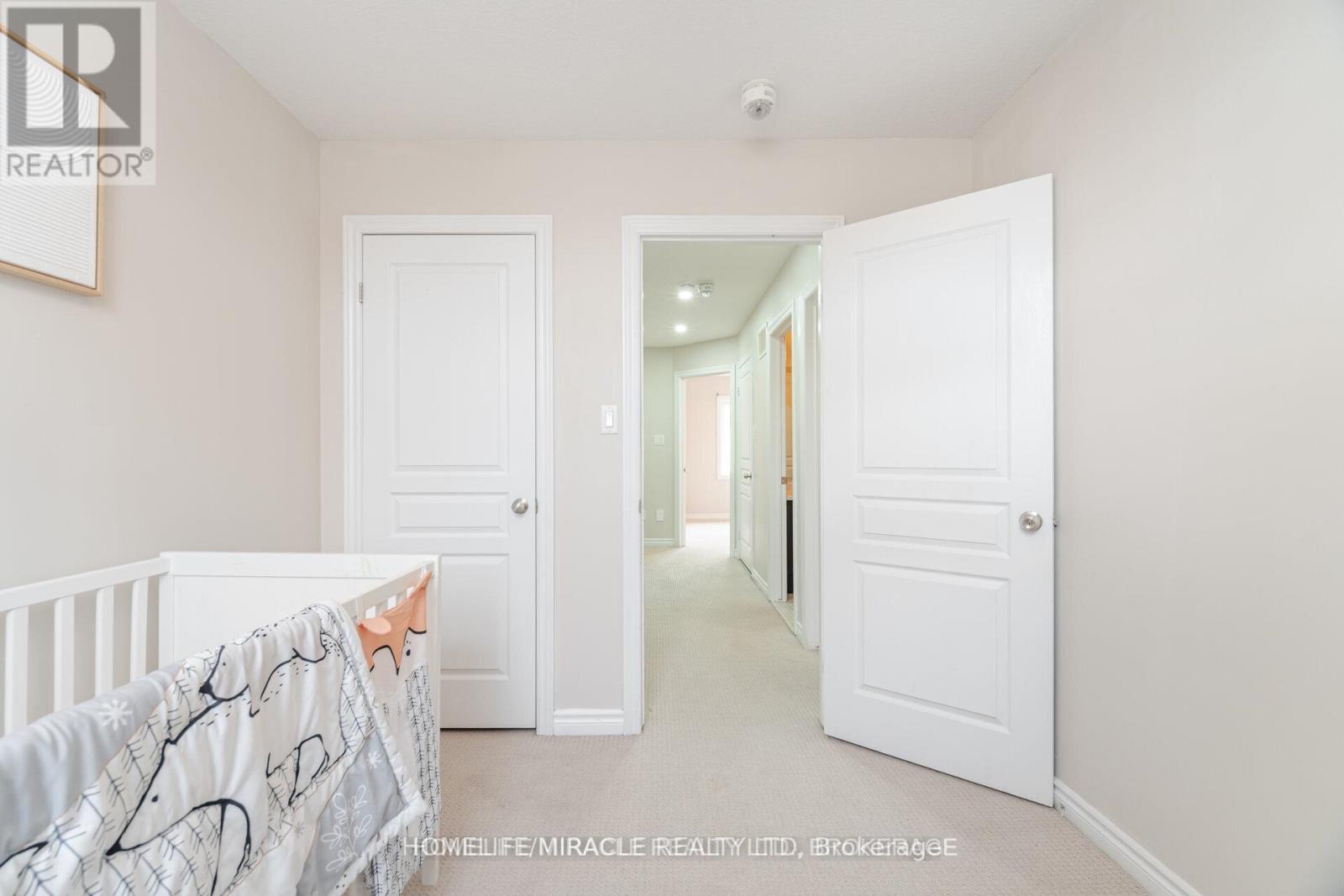 18 Kenridge Terrace, Hamilton, Ontario  L8J 0G4 - Photo 24 - X12552044