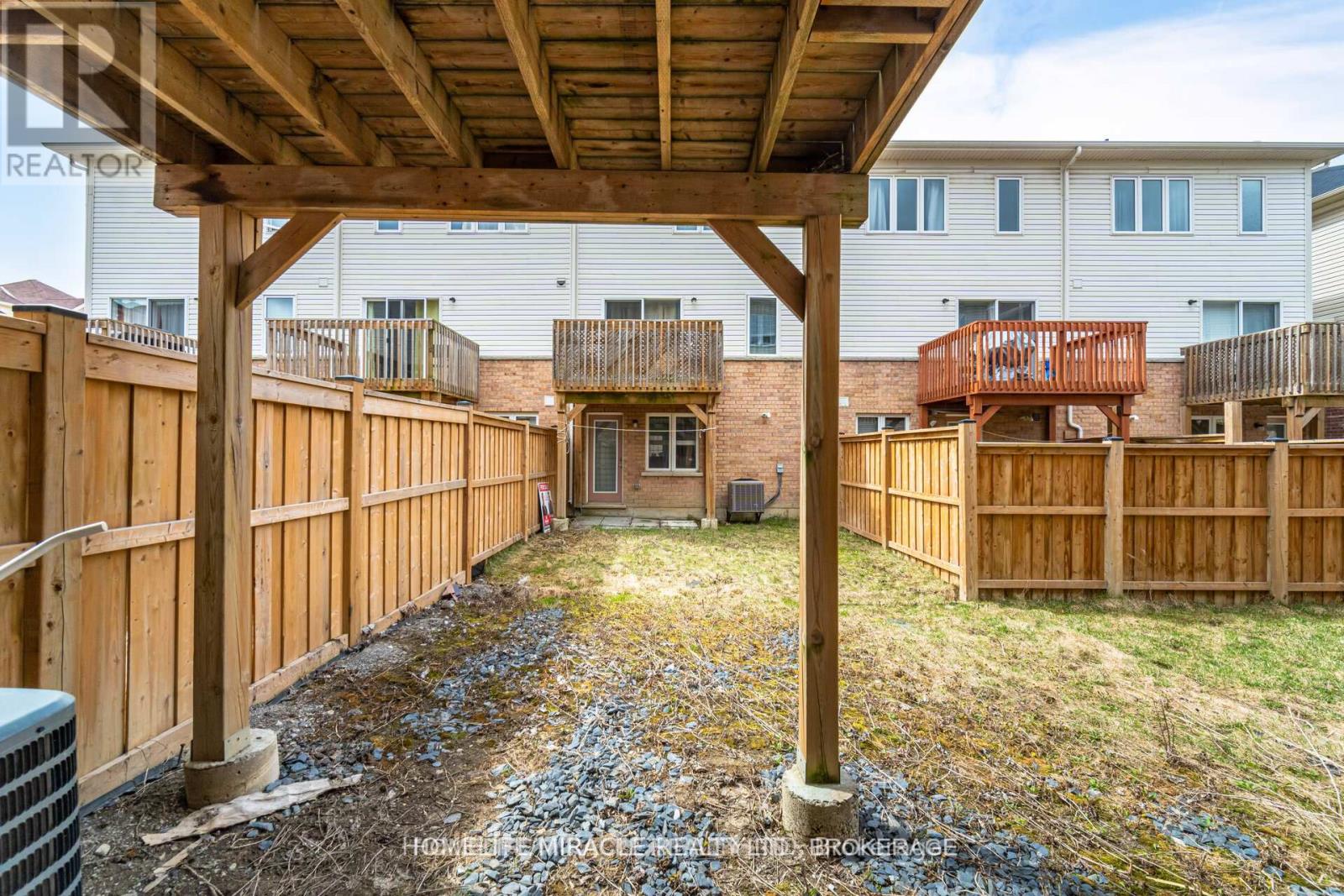 18 Kenridge Terrace, Hamilton, Ontario  L8J 0G4 - Photo 34 - X12552044