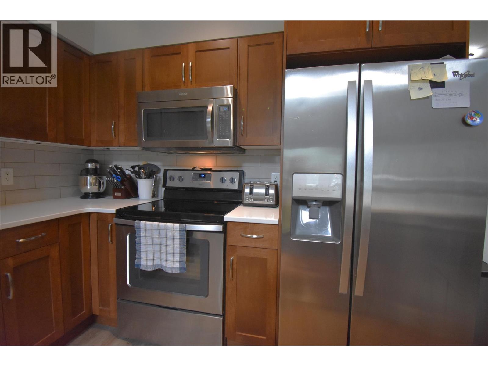 5570 Broadwater Road Unit# 314, Castlegar, British Columbia  V1N 0A1 - Photo 8 - 10359128