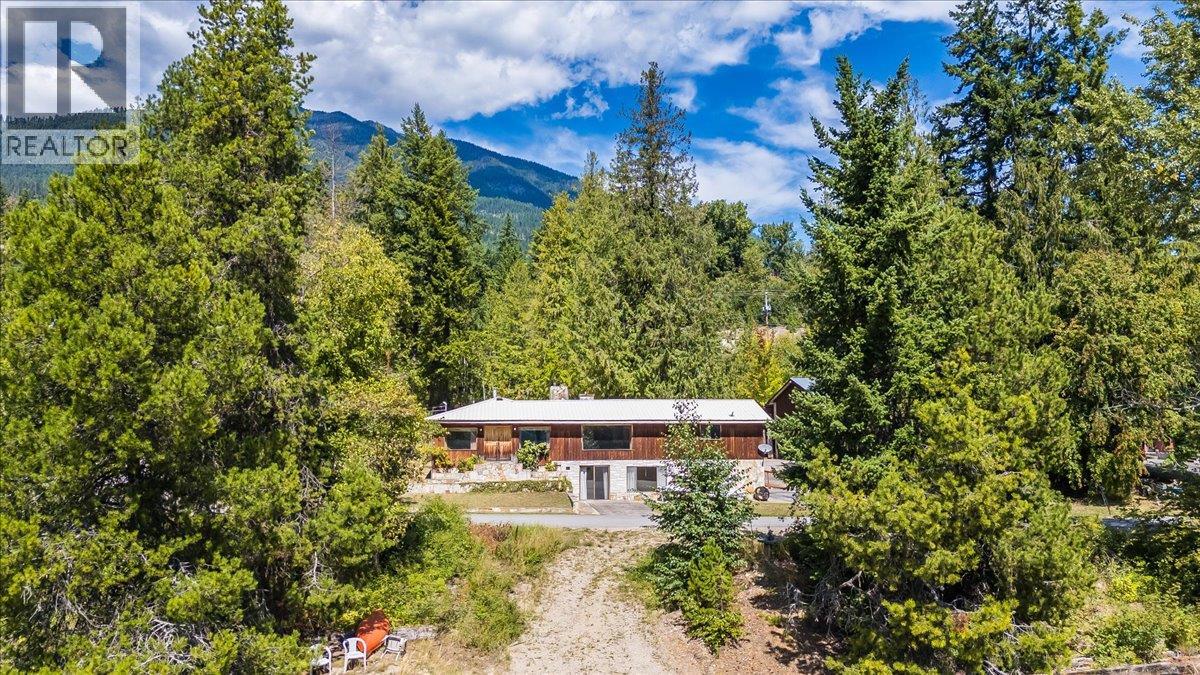 7691 Balfour Wharf Road, Balfour, British Columbia