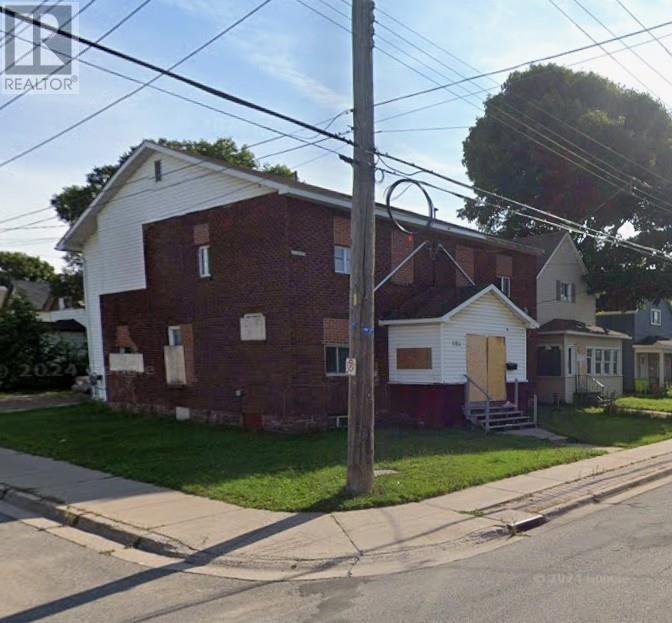 104 Albert St E, Sault Ste. Marie, Ontario  P6A 2J1 - Photo 1 - SM253282
