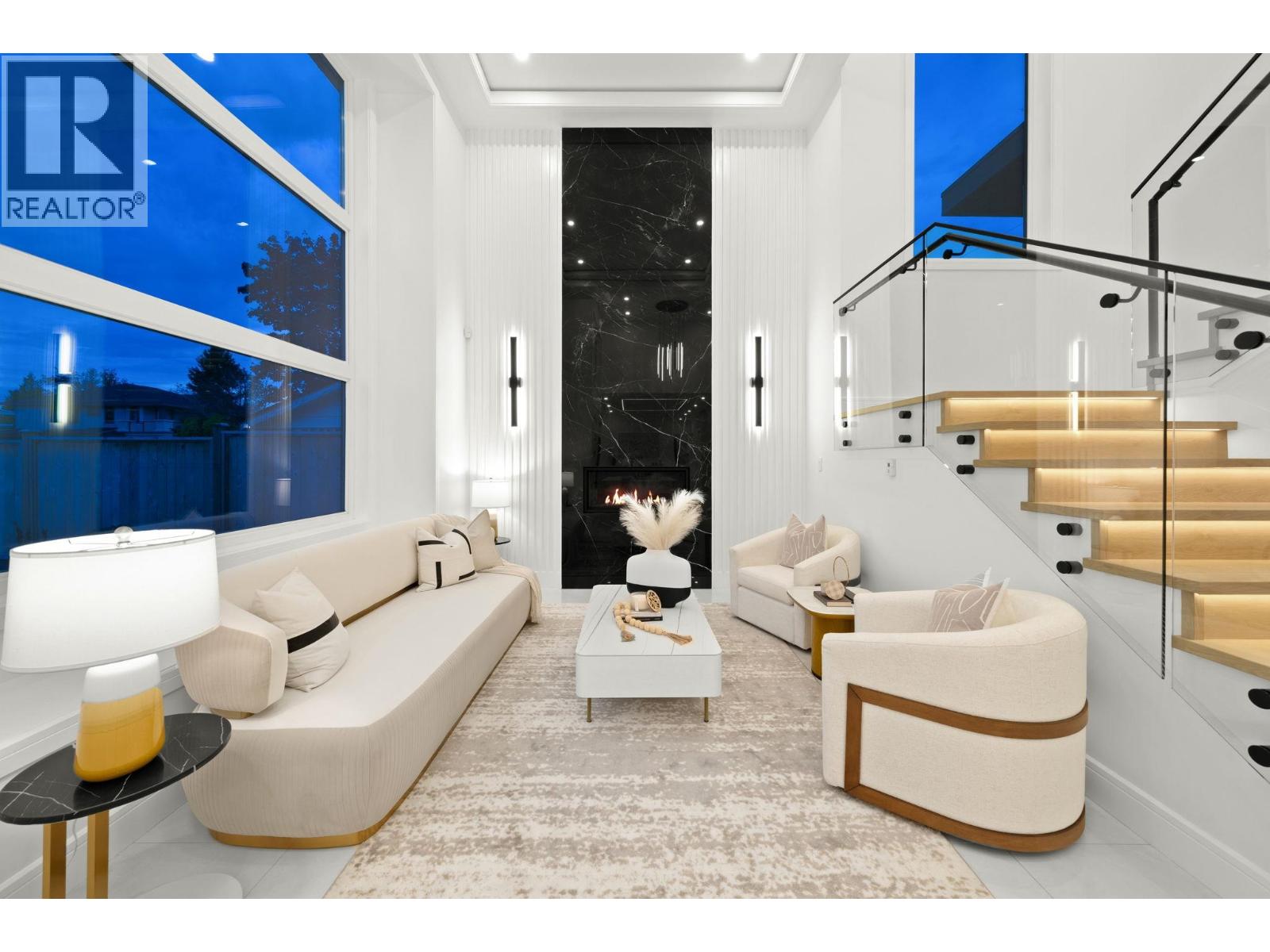 3451 Ullsmore Avenue, Richmond, British Columbia  V7C 1R9 - Photo 2 - R3067883