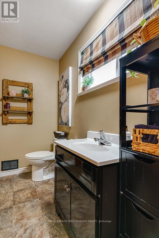 1402 Boyd Street, Cornwall, Ontario  K6J 1X1 - Photo 15 - X12552132