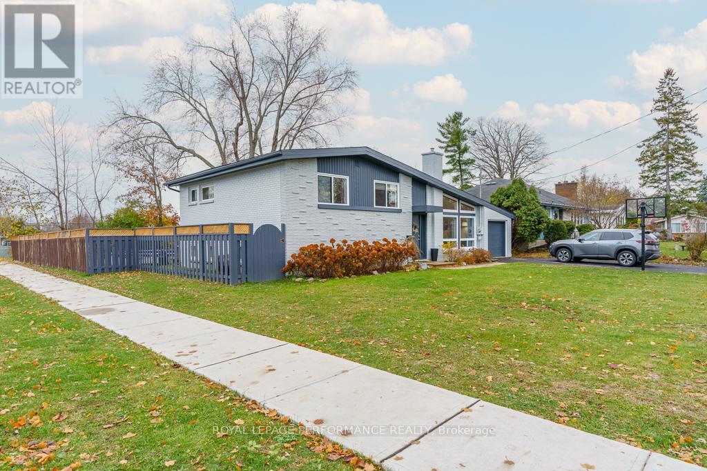 1402 Boyd Street, Cornwall, Ontario  K6J 1X1 - Photo 2 - X12552132