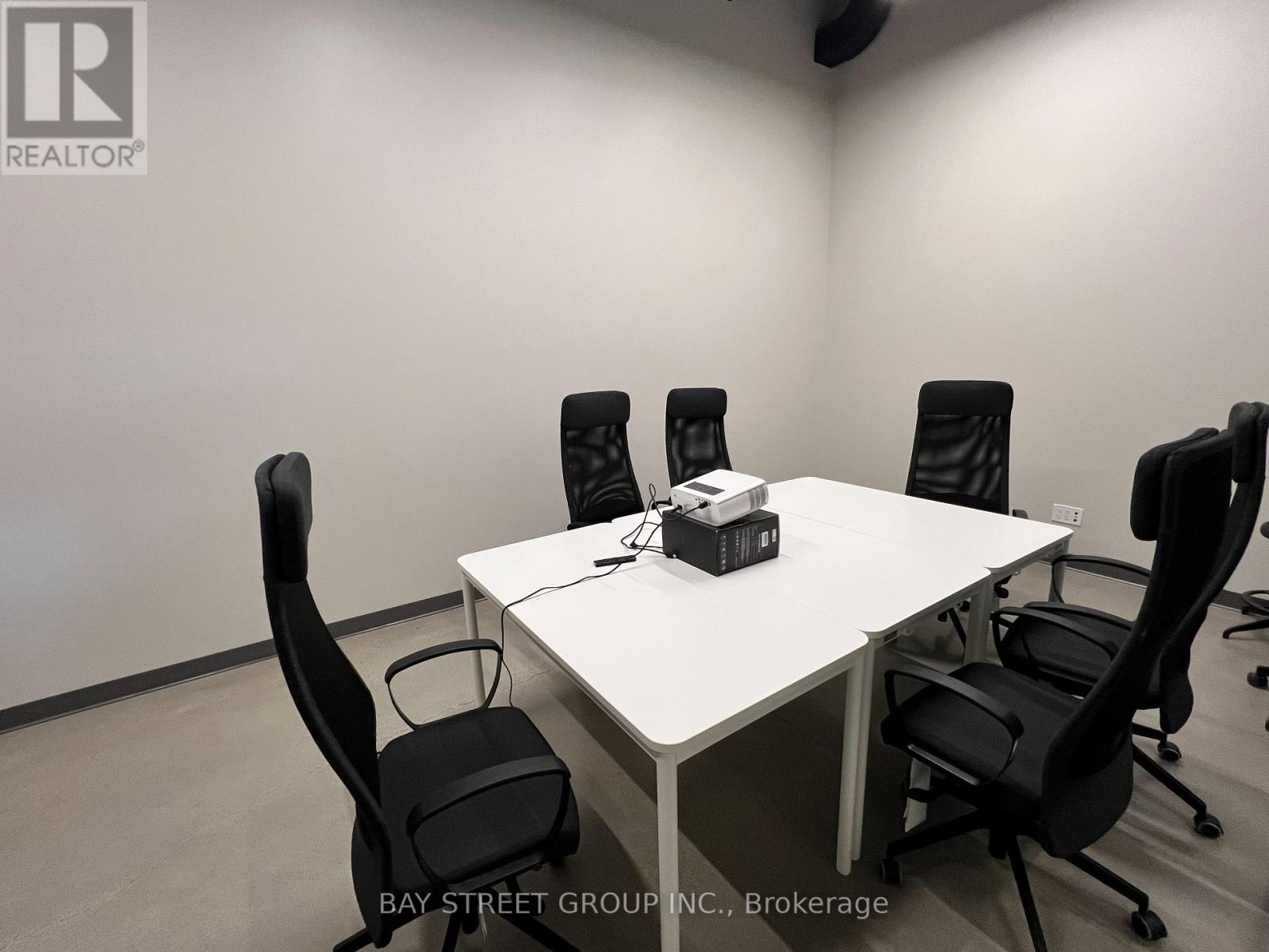 100 - 12153 Woodbine Avenue, Whitchurch-Stouffville, Ontario  L0H 1G0 - Photo 7 - N12476414