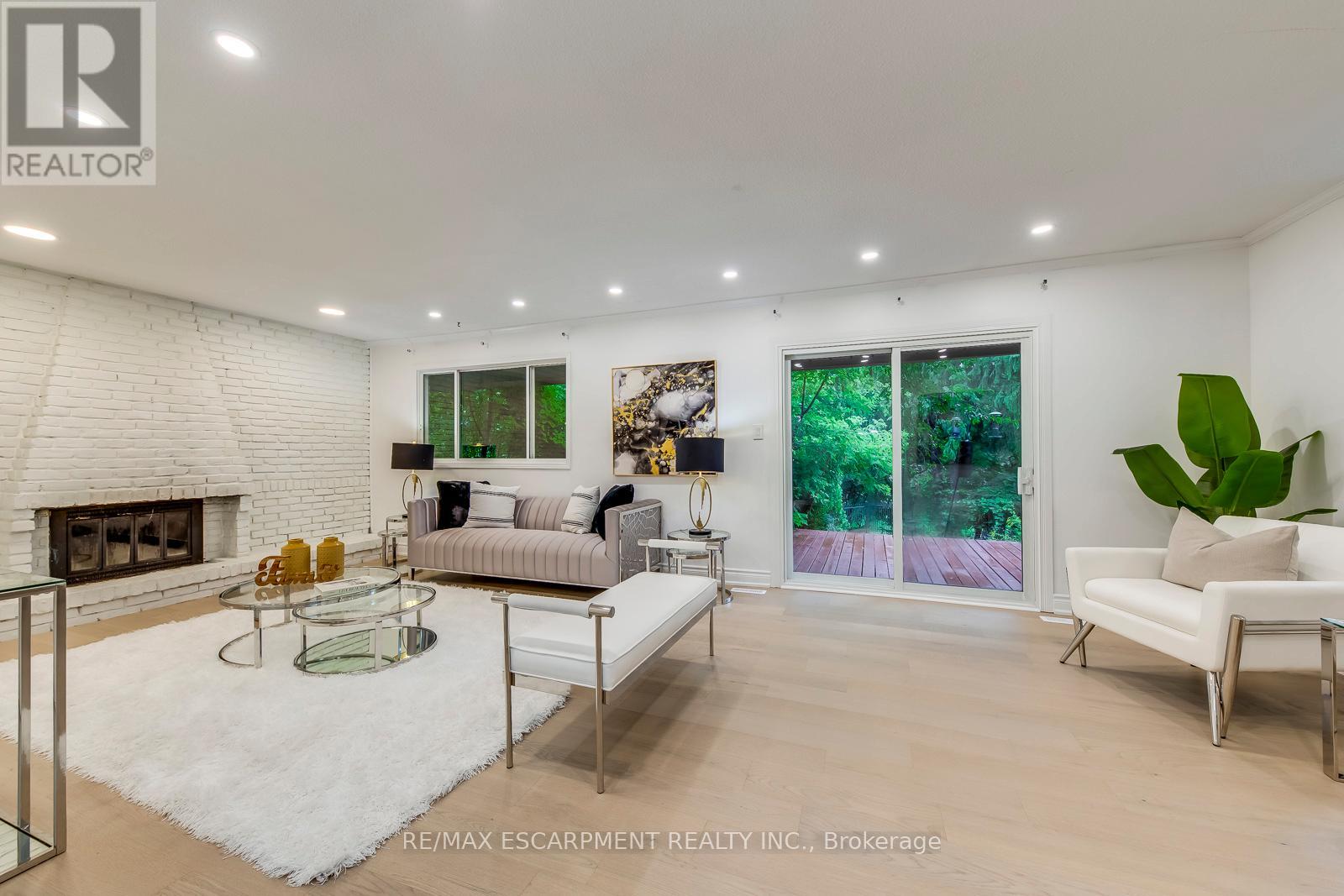 170 Cavendish Court, Oakville, Ontario  L6J 5S2 - Photo 16 - W12535390