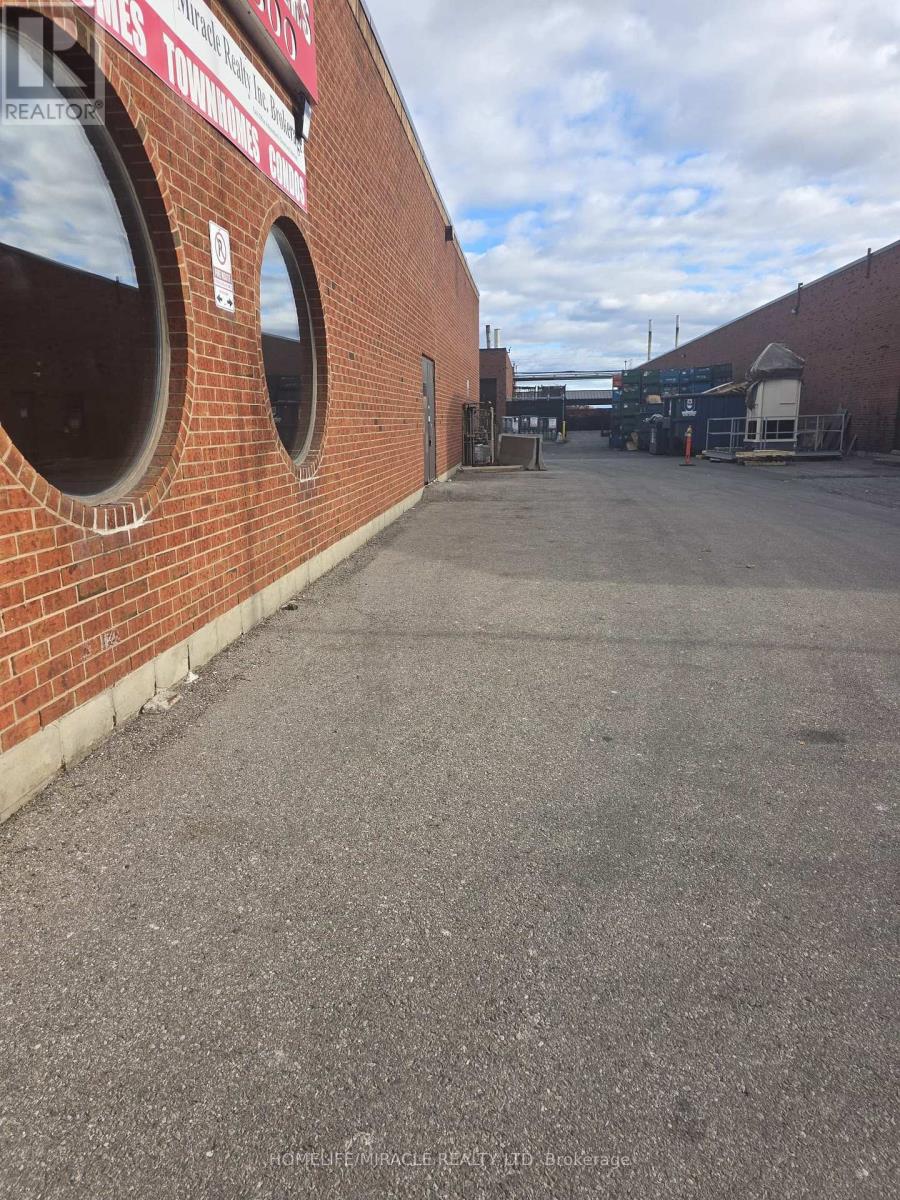 17 - 6985 Davand Drive, Mississauga, Ontario  L5T 1Y7 - Photo 23 - W12552018