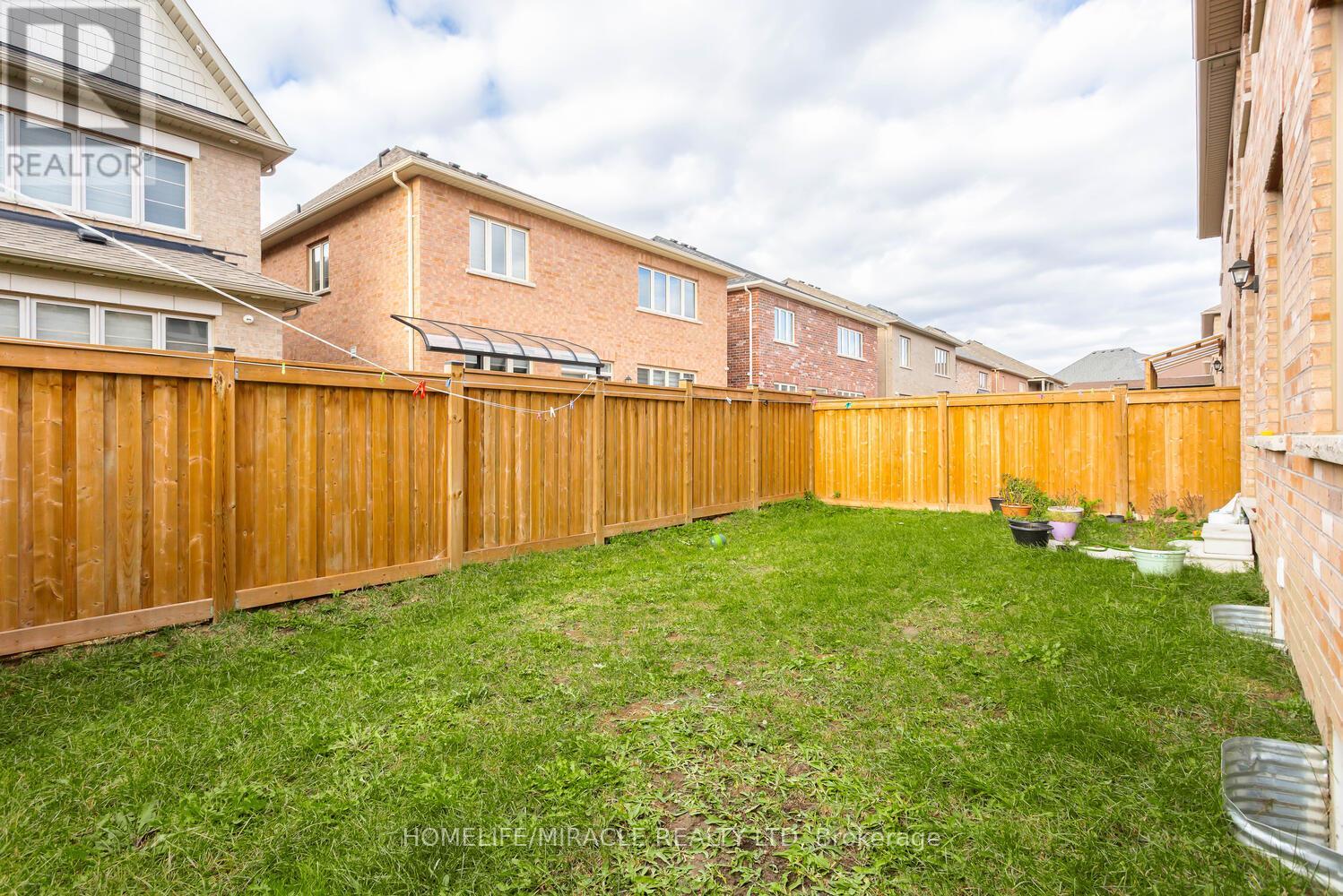 3 Farringdon Crescent, Brampton, Ontario  L7A 4Z5 - Photo 47 - W12519424