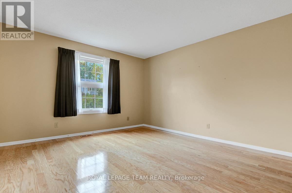 16 Barnstable Drive, Ottawa, Ontario  K2J 1Z6 - Photo 29 - X12476573