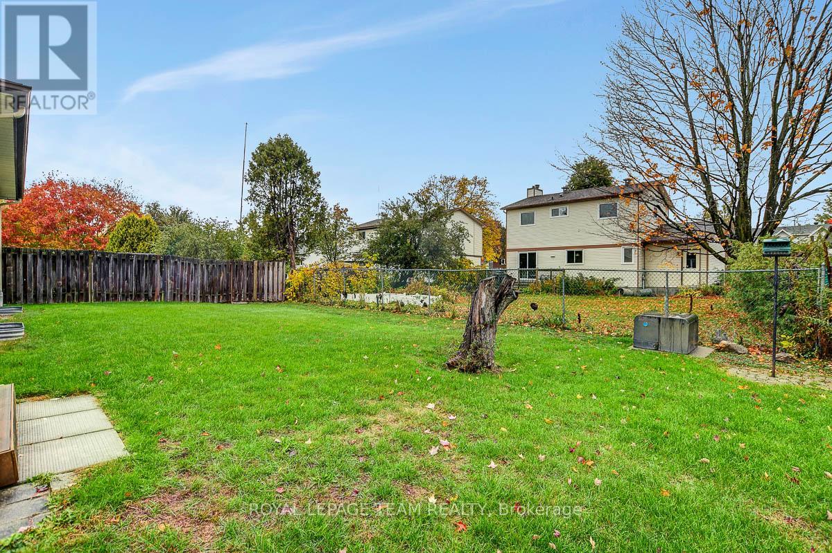 16 Barnstable Drive, Ottawa, Ontario  K2J 1Z6 - Photo 45 - X12476573