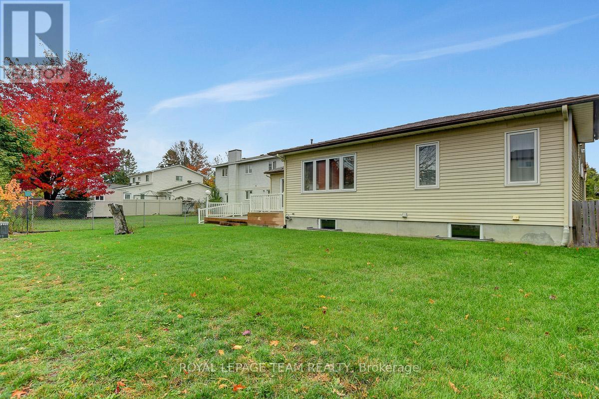 16 Barnstable Drive, Ottawa, Ontario  K2J 1Z6 - Photo 46 - X12476573