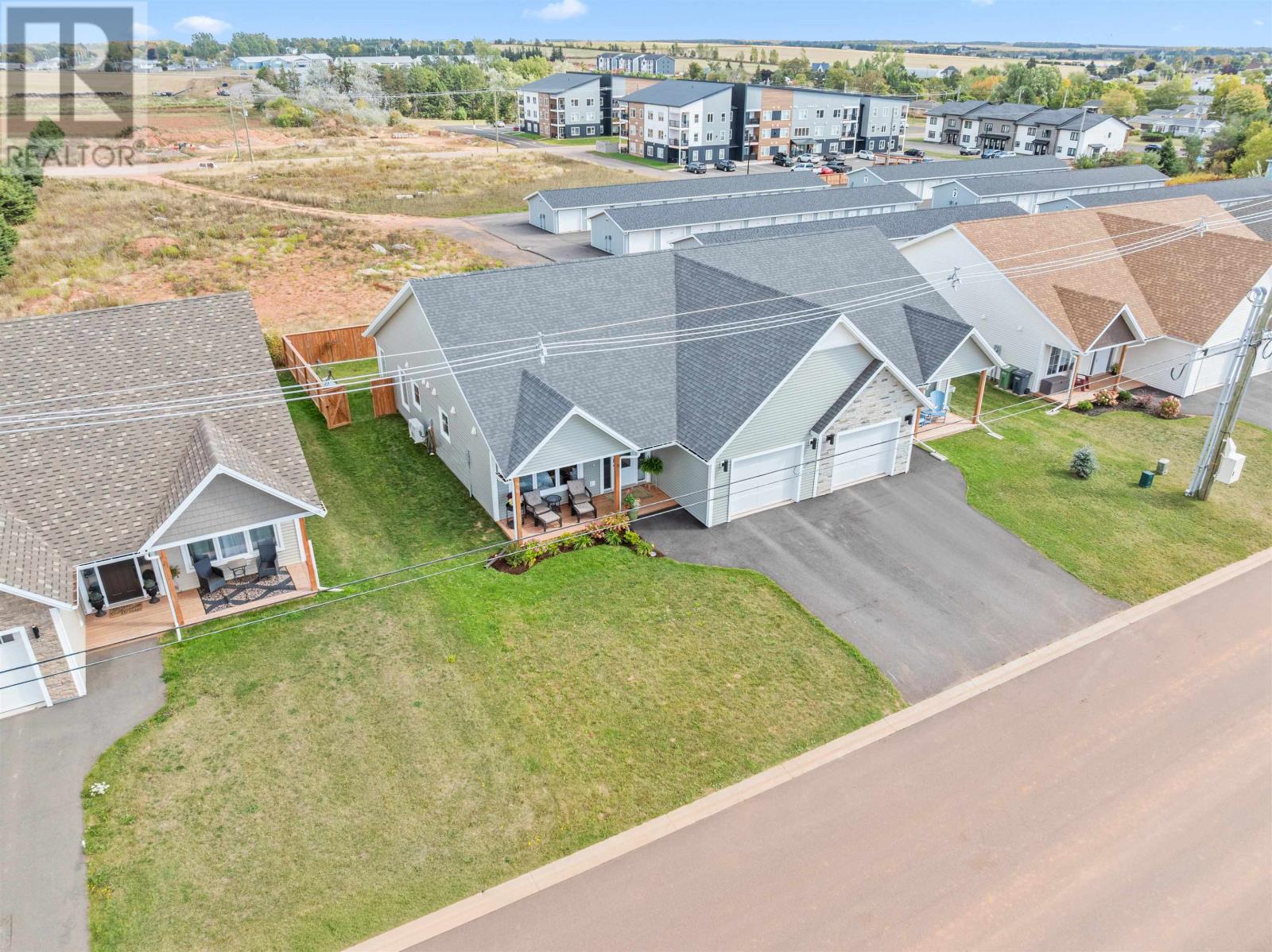 39 Starlite Street, Summerside, Prince Edward Island  C1N 4J3 - Photo 2 - 202528141