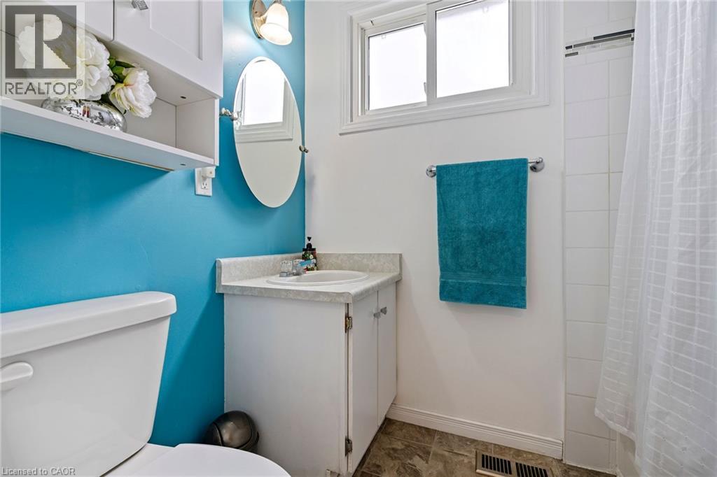 9 Cleveland Place, Stoney Creek, Ontario  L8J 1M9 - Photo 32 - 40788694