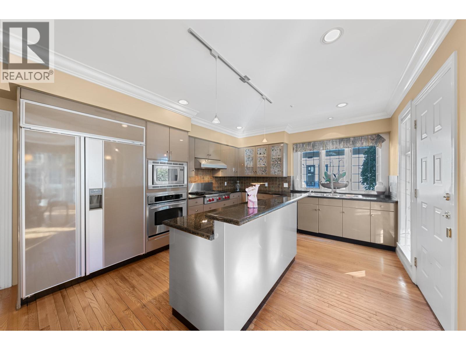 1426 W 48th Avenue, Vancouver, British Columbia  V6M 2P2 - Photo 8 - R3067796