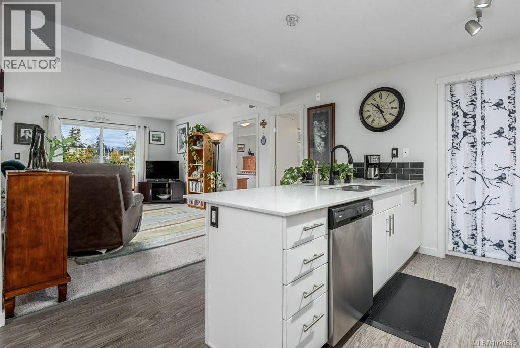 205 1944 Riverside Lane, Courtenay, British Columbia  V9N 0E5 - Photo 3 - 1020635