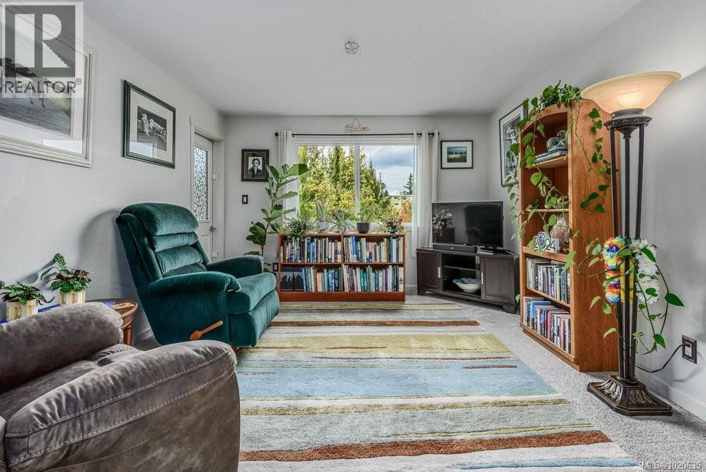 205 1944 Riverside Lane, Courtenay, British Columbia  V9N 0E5 - Photo 5 - 1020635