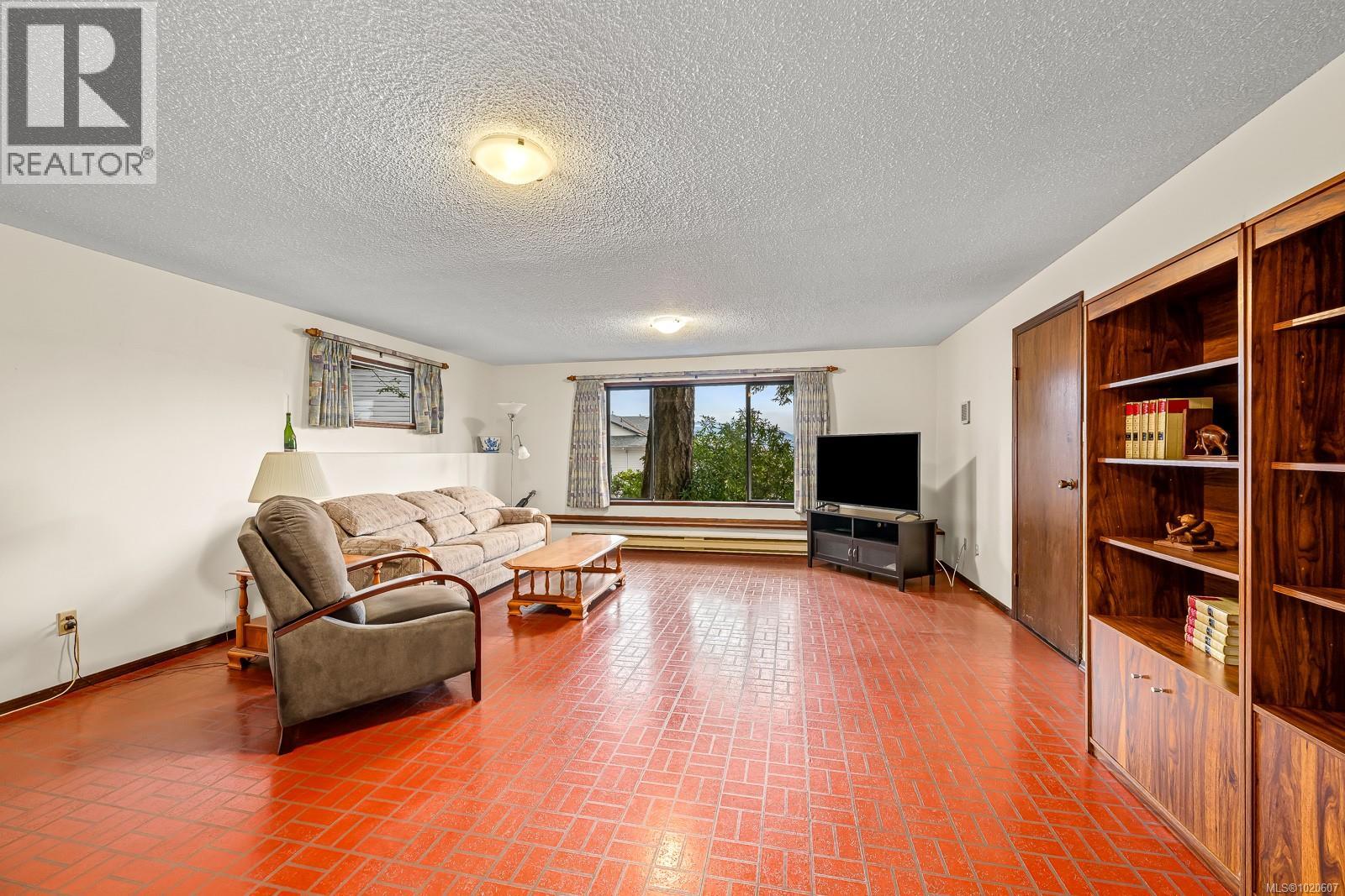 401 Panorama Cres, Courtenay, British Columbia  V9N 6Y7 - Photo 28 - 1020607