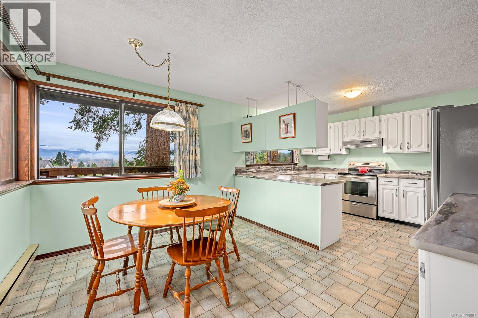 401 Panorama Cres, Courtenay, British Columbia  V9N 6Y7 - Photo 6 - 1020607