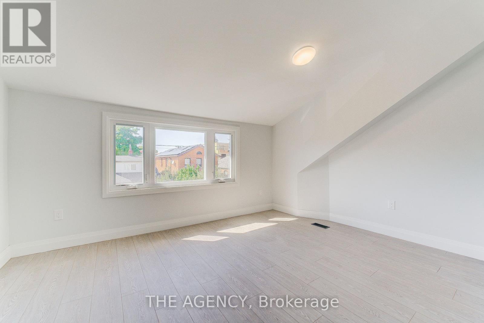 259 Robina Avenue, Toronto, Ontario  M6C 3Y9 - Photo 12 - C12552122