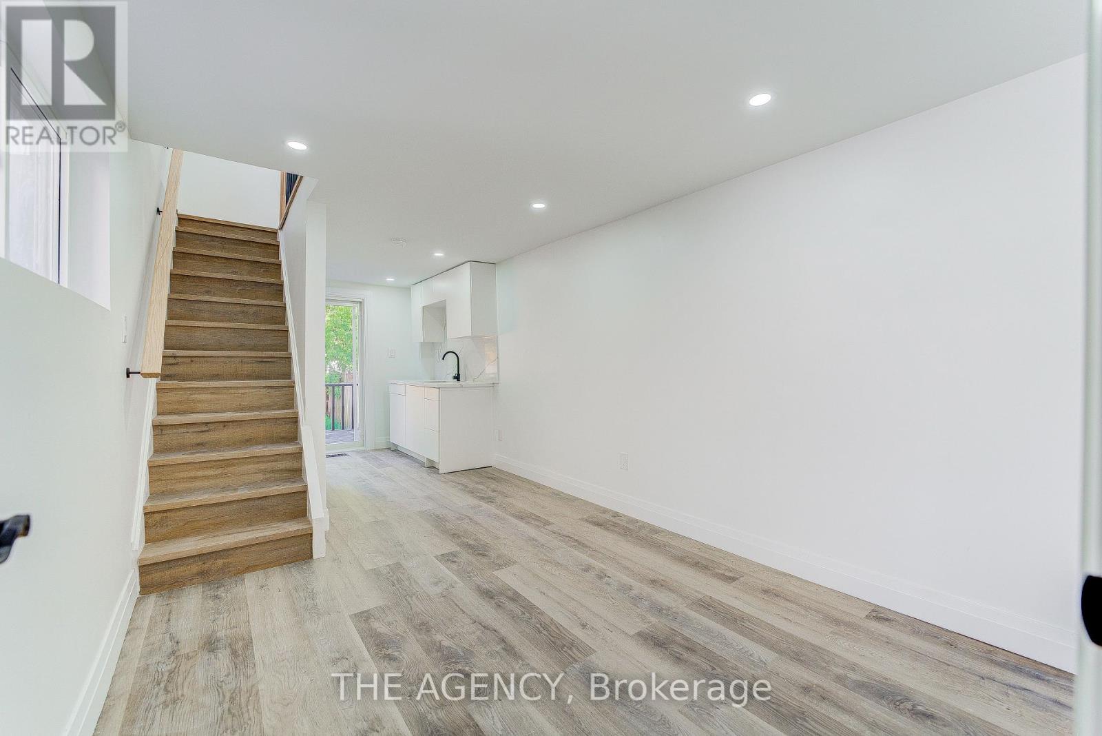 259 Robina Avenue, Toronto, Ontario  M6C 3Y9 - Photo 15 - C12552122