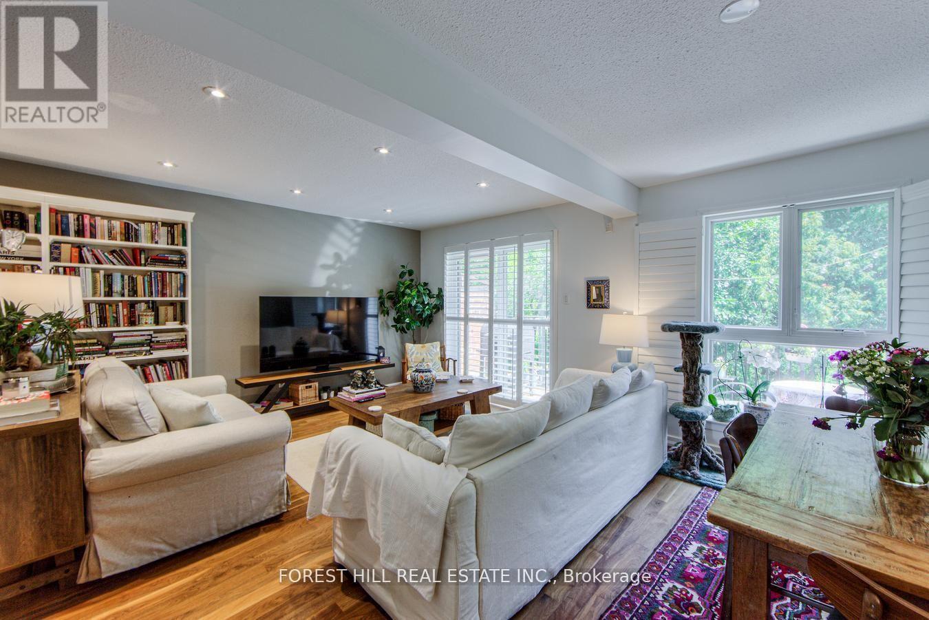 7 Maroon Mill Way, Toronto, Ontario  M2L 1T9 - Photo 8 - C12552210