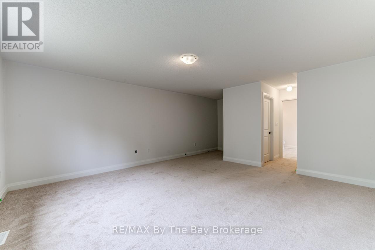 26 Amber Drive, Wasaga Beach, Ontario  L9Z 0R8 - Photo 27 - S12469915