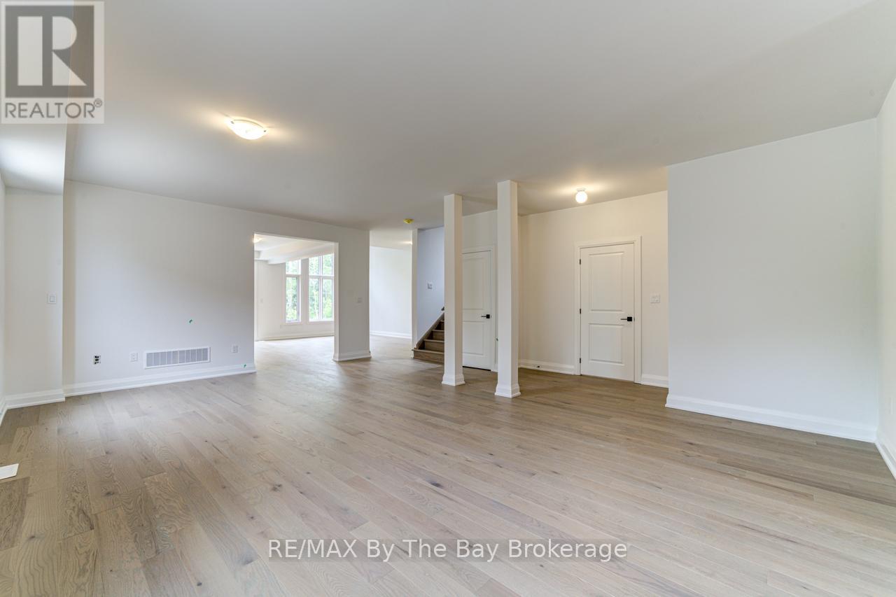 26 Amber Drive, Wasaga Beach, Ontario  L9Z 0R8 - Photo 6 - S12469915