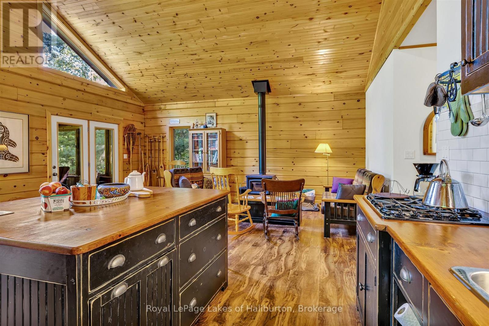 1880 Boldts Lane, Minden Hills, Ontario  K0M 2A1 - Photo 28 - X12403929