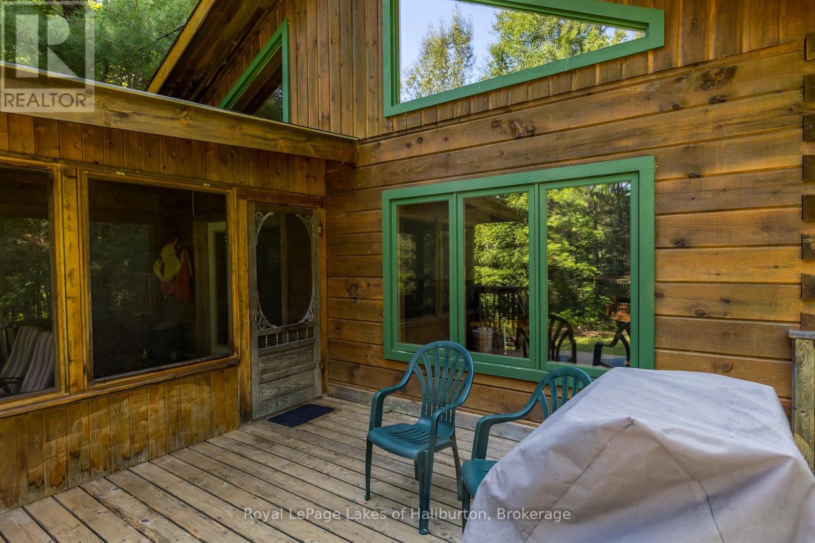 1880 Boldts Lane, Minden Hills, Ontario  K0M 2A1 - Photo 6 - X12403929