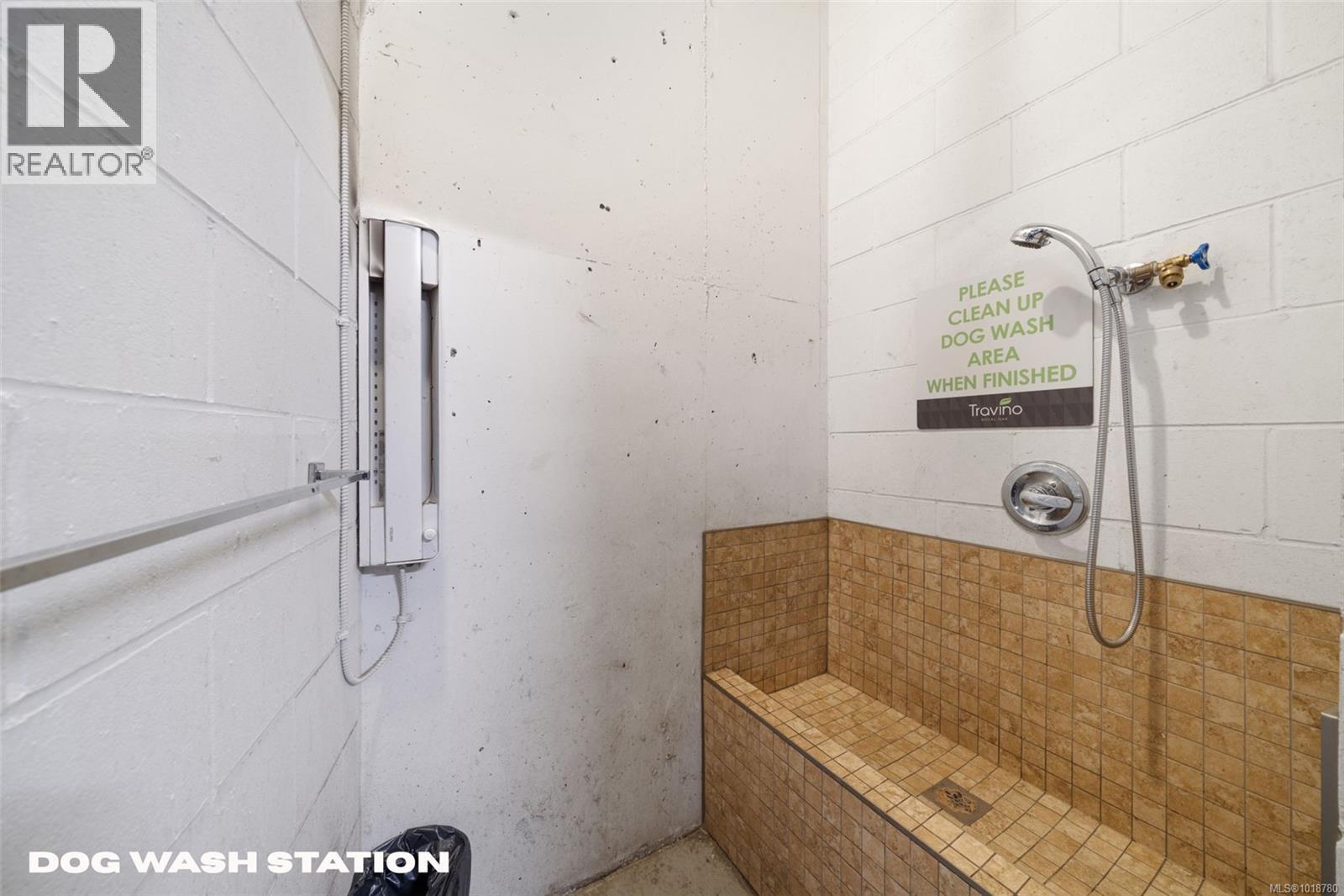 112 745 Travino Lane, Saanich, British Columbia  V8Z 0E5 - Photo 29 - 1018780