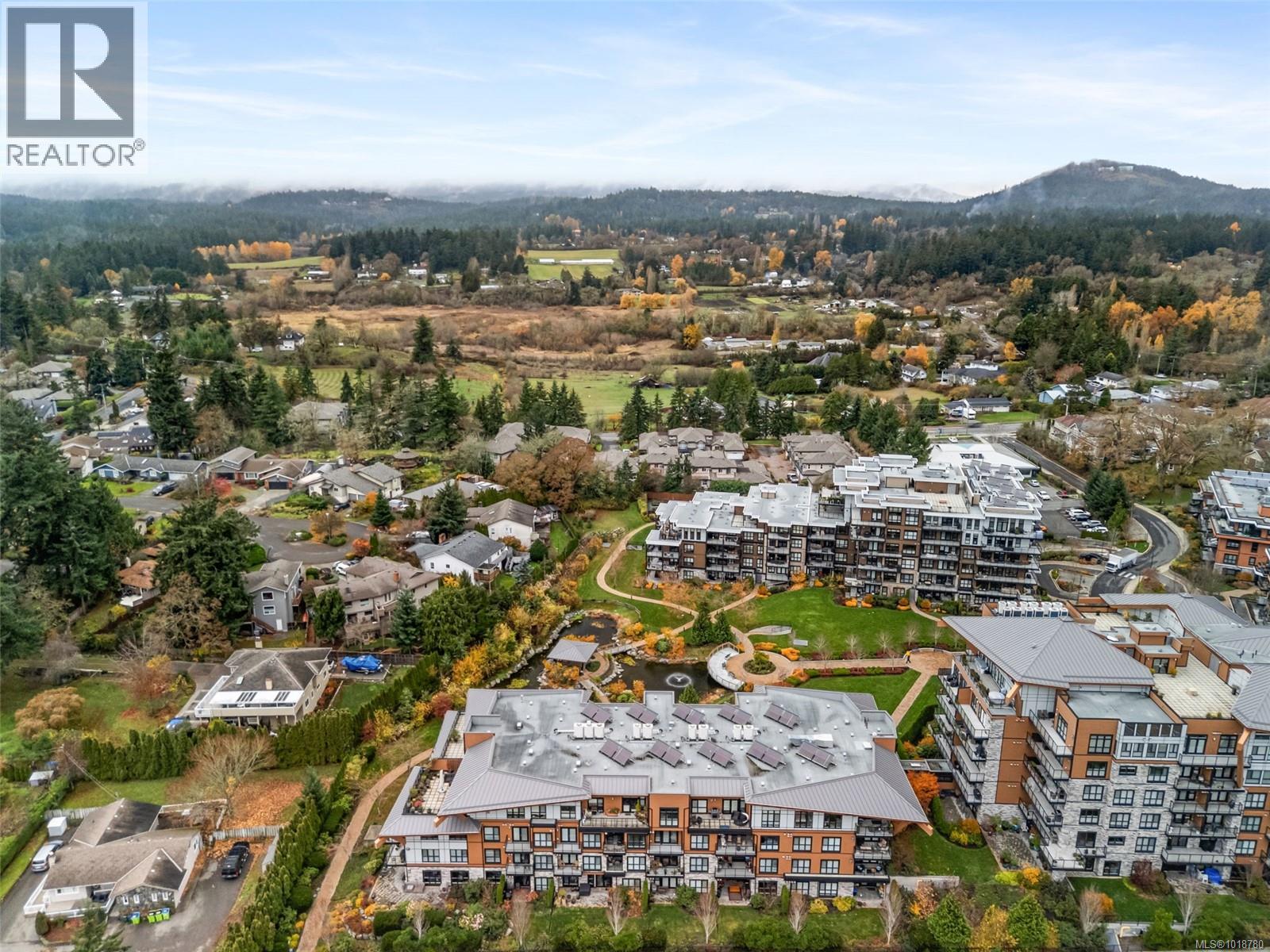 112 745 Travino Lane, Saanich, British Columbia  V8Z 0E5 - Photo 33 - 1018780