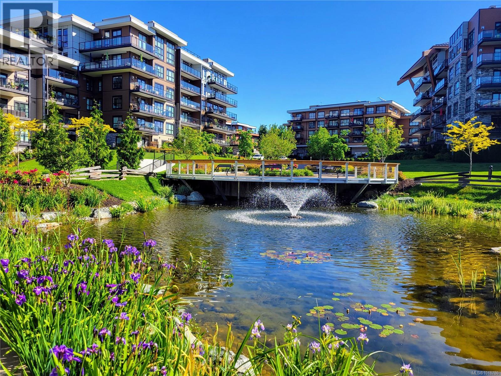 112 745 Travino Lane, Saanich, British Columbia  V8Z 0E5 - Photo 39 - 1018780