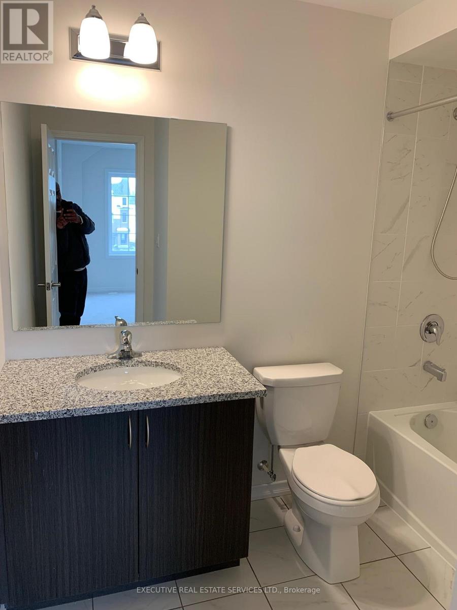 99 Danzatore Path, Oshawa, Ontario  L1L 0P9 - Photo 10 - E12552206