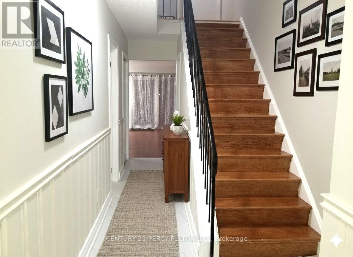 94 - 923 Burns Street W, Whitby, Ontario  L1N 6J5 - Photo 2 - E12552320