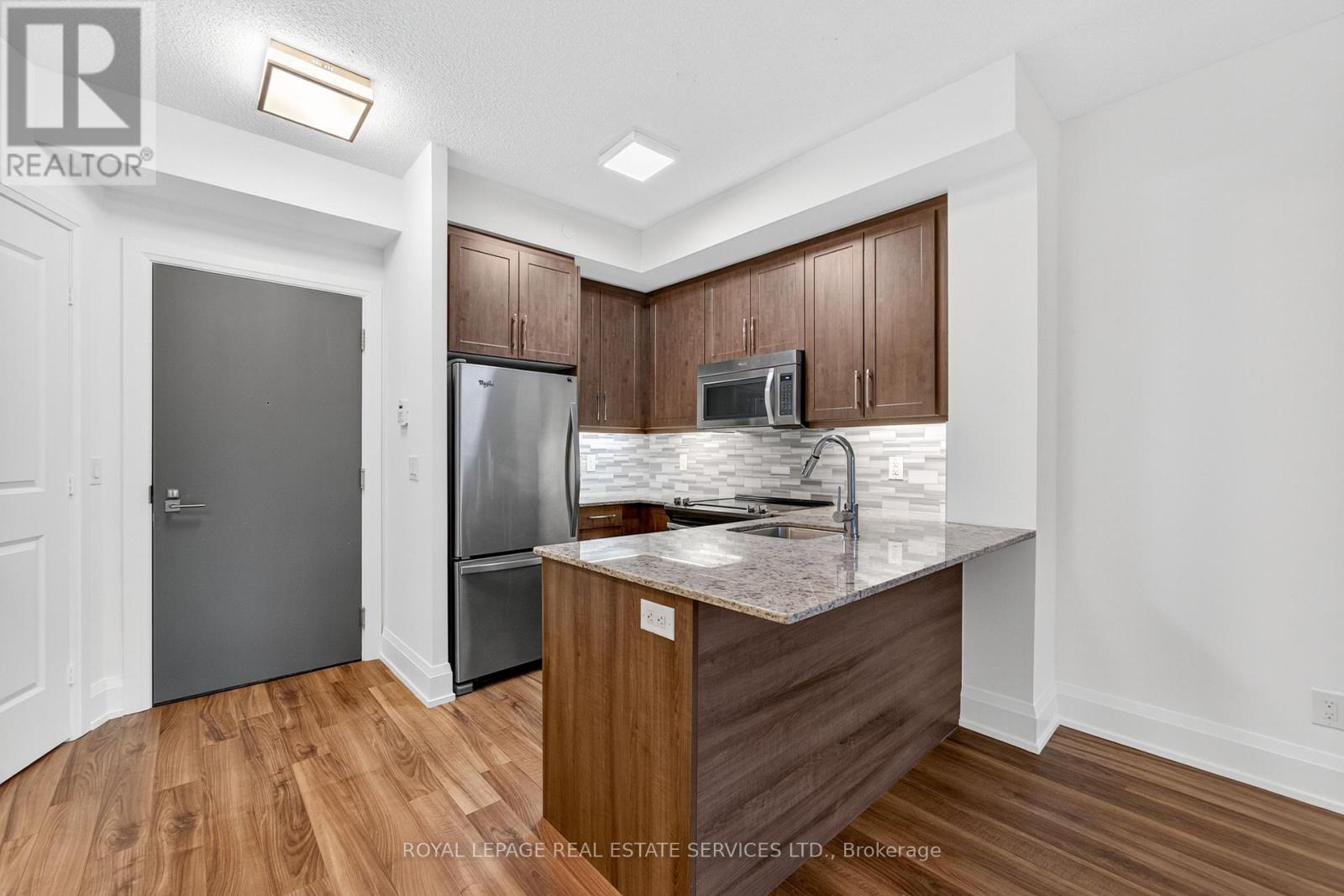 308 - 1 Old Mill Drive, Toronto, Ontario  M6S 0A1 - Photo 13 - W12551508