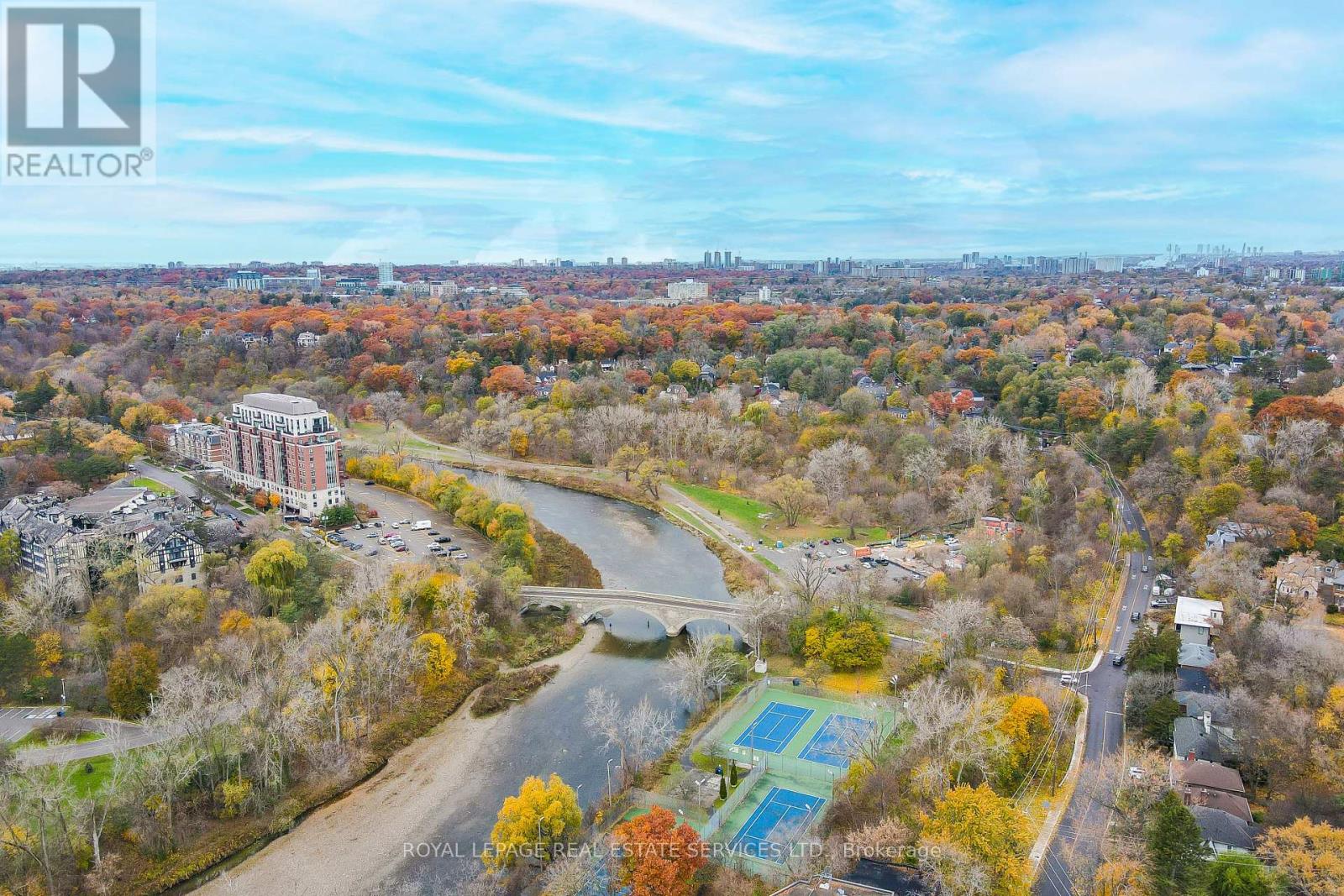 308 - 1 Old Mill Drive, Toronto, Ontario  M6S 0A1 - Photo 32 - W12551508