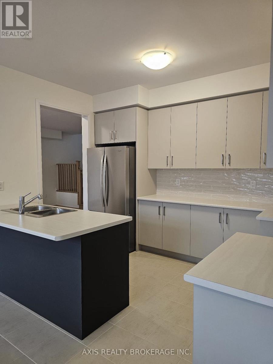 19 Cresthaven Heights, Thorold, Ontario  L2V 0N9 - Photo 14 - X12534990