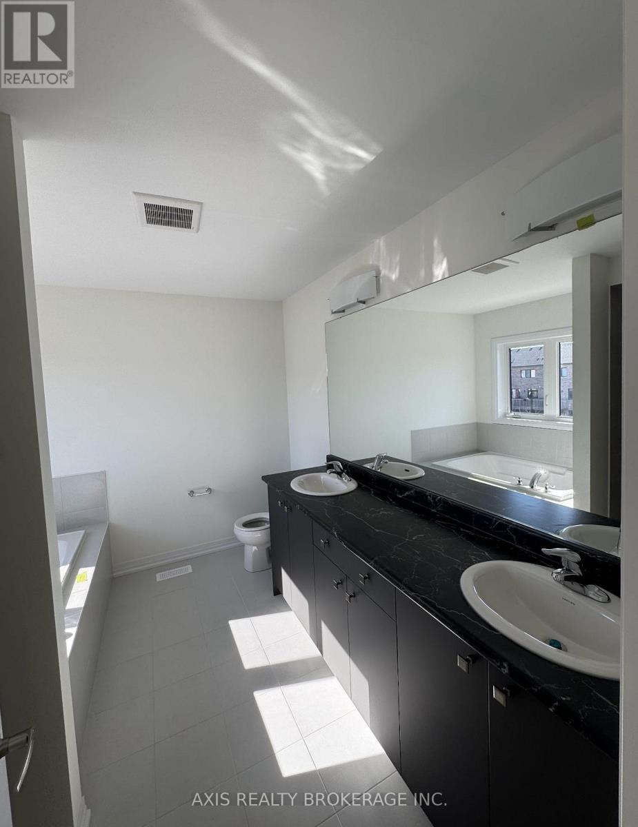 19 Cresthaven Heights, Thorold, Ontario  L2V 0N9 - Photo 17 - X12534990