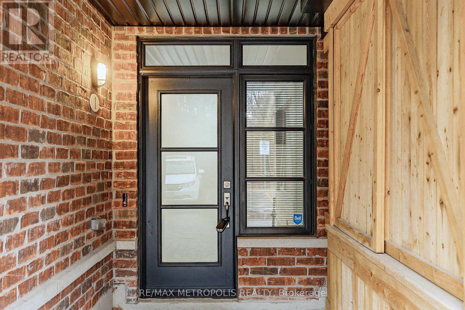 1 - 8171 Kipling Avenue, Vaughan, Ontario  L4L 0G4 - Photo 6 - N12552254