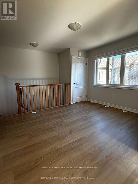 Coach - 7 Waterleaf Road, Markham, Ontario  L6B 0Z3 - Photo 5 - N12552256