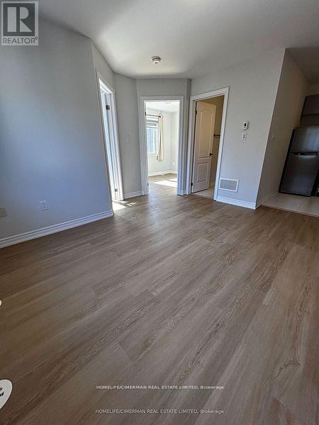 Coach - 7 Waterleaf Road, Markham, Ontario  L6B 0Z3 - Photo 8 - N12552256